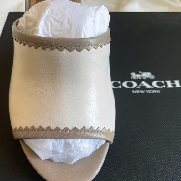 NIB Coach brand “Jordan” heel, Size 7. - Picture 6 of 6